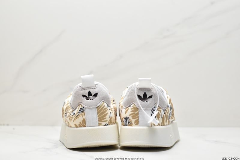 Adidas Sneakers